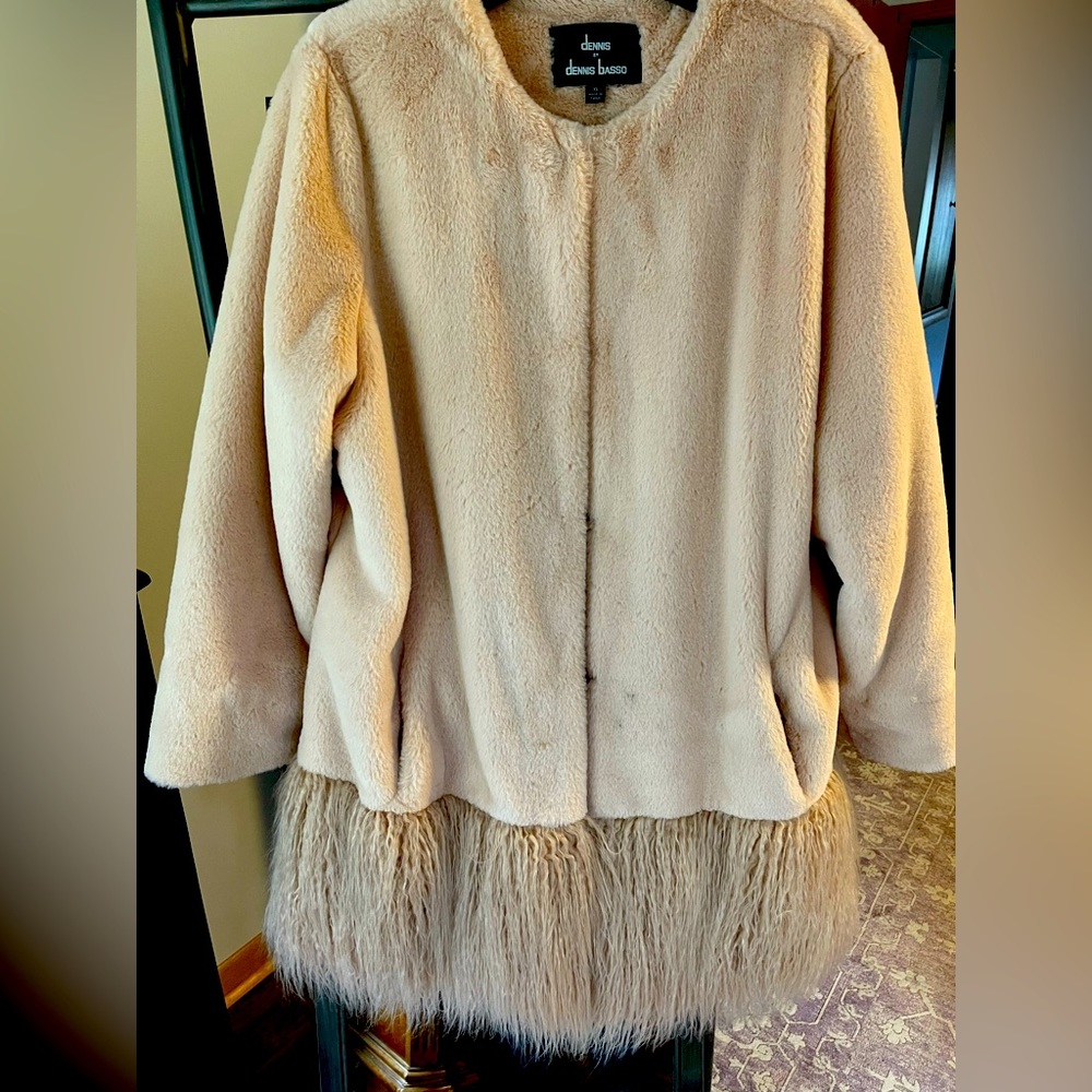 Dennis Basso furry jacket. Size xl.